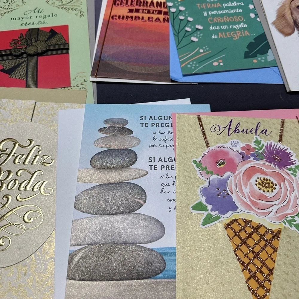 10 Spanish Elegant Gold and Cream Anniversary and Wedding Cards